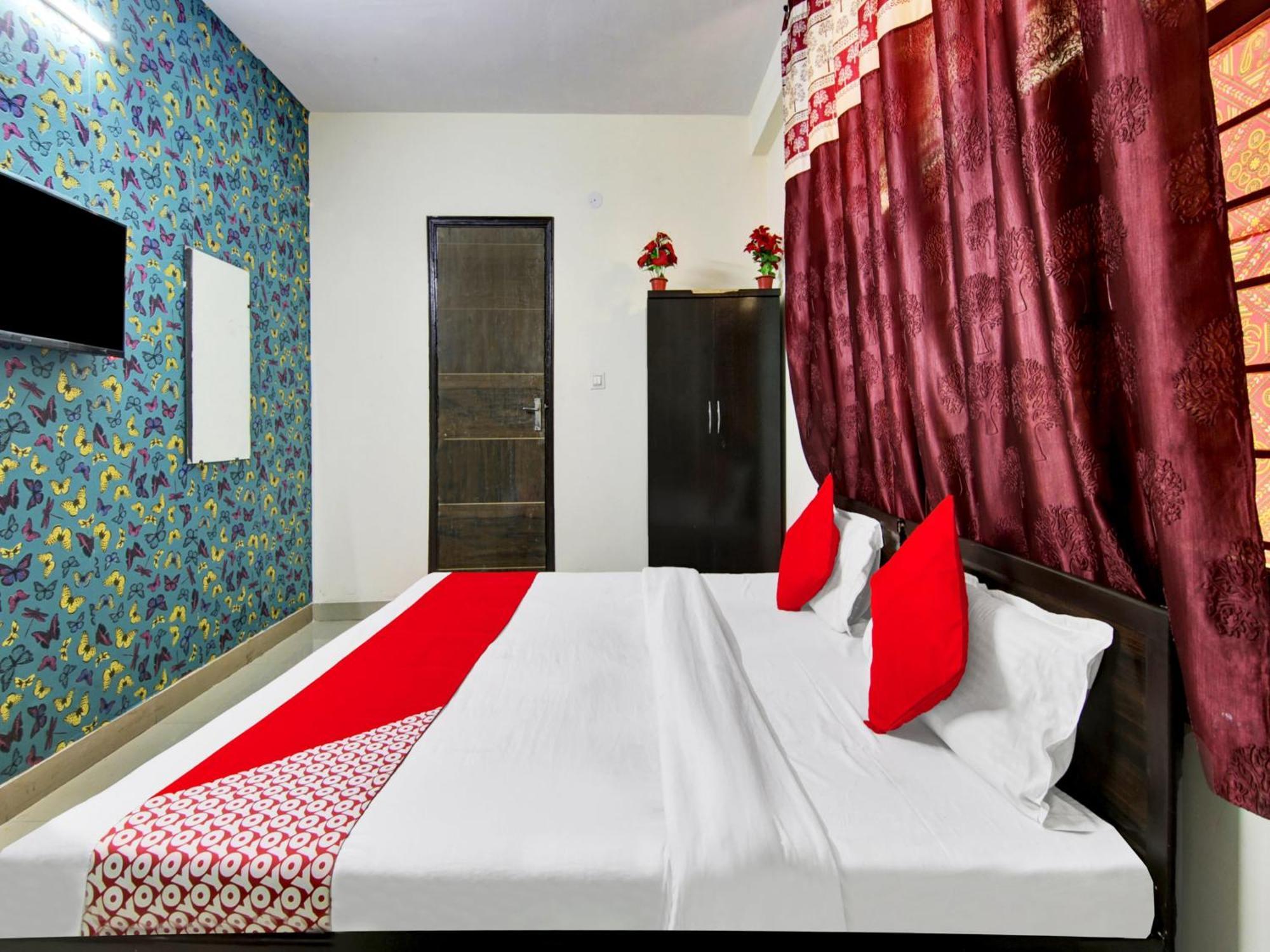 Hotel O Kailash Inn Нью-Дели Экстерьер фото